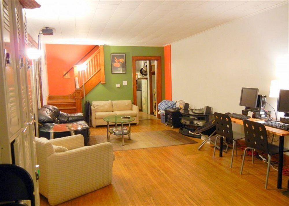 The Wayfaring Buckeye Hostel Columbus Esterno foto